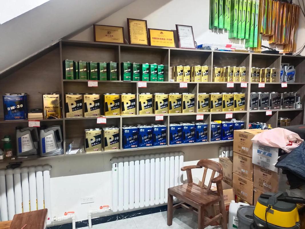 潤滑油的零售 您的汽車保養(yǎng)之選